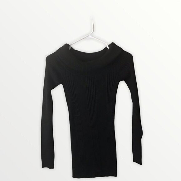 Cool Attitude Loose Turtleneck Pullover - Picture 2 of 11